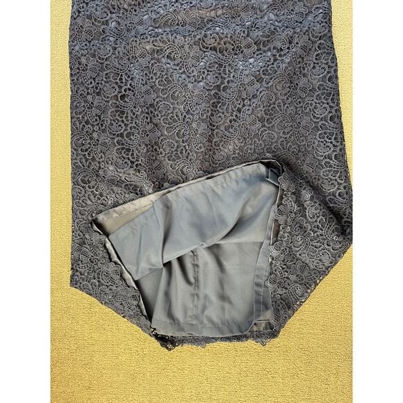 Jade Couture Formal Dress Lace Crochet Full Length Maxi Size 12 Petite - Picture 3 of 9